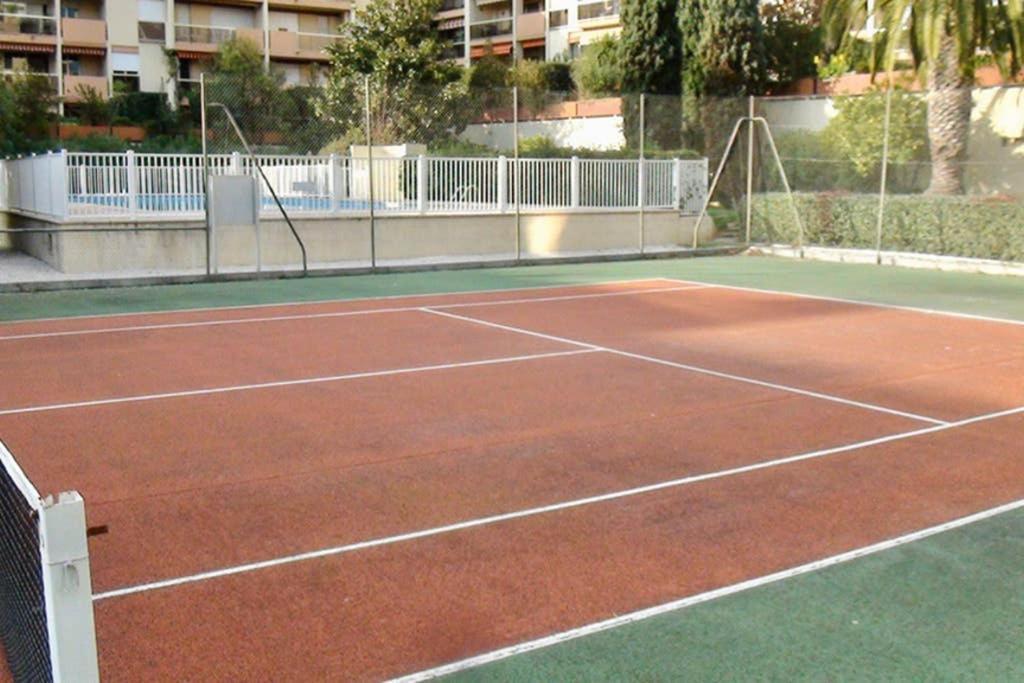 Studio Centre De Hyeres Pour 4 Personnes Piscine Et Tennis ภายนอก รูปภาพ